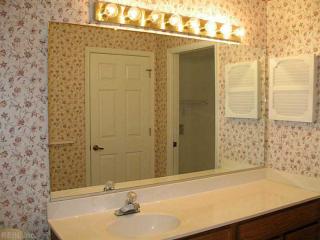 706 Anchor Bay Cv, Newport News VA  23602-9126 exterior