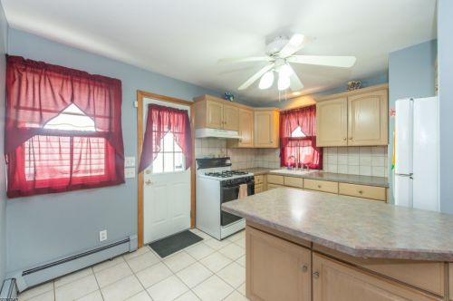 102 Mount Pleasant Ave, West Paterson NJ  07424-2838 exterior