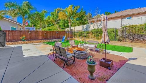 32758 Stonefield Ln, Temecula CA  92592-7207 exterior