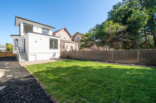 1433 Adeline St, Oakland CA  94607-2800 exterior