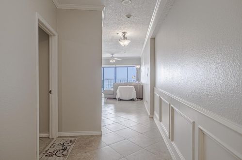7700 Seawall Blvd, Galveston, TX 77551-3401