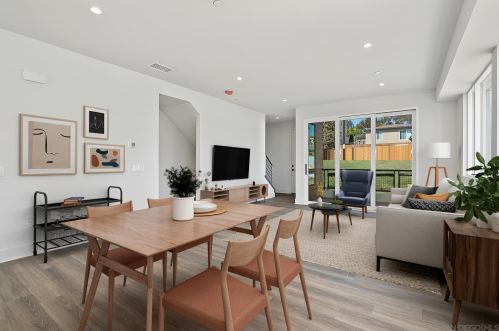 1055 32nd St, San Diego, CA 92102-2536