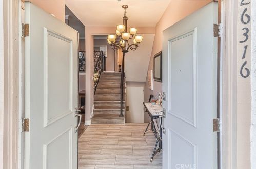 26316 Plata Ln, Calabasas CA  91302-2611 exterior