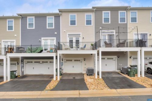 1044 Old Trail Dr, Crozet VA  22932-3341 exterior