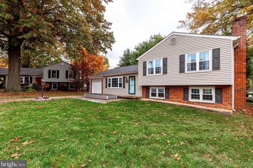 5307 Rymney Ln, Springfield VA  22015-1731 exterior