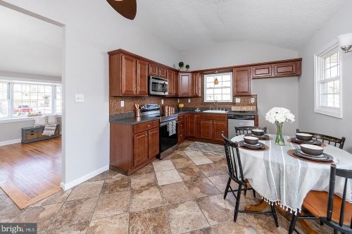 7 Nassau Ave, West Deptford NJ  08066-1120 exterior