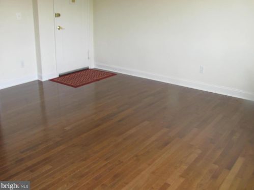 2922 Willston Pl, Falls Church, VA 22044-2857
