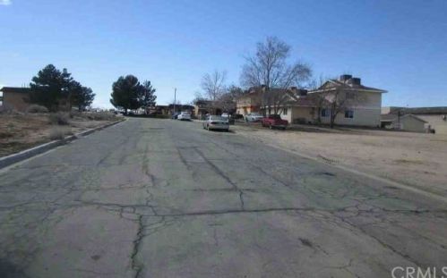 15795 Tern Rd, Victorville, CA 92394-1976