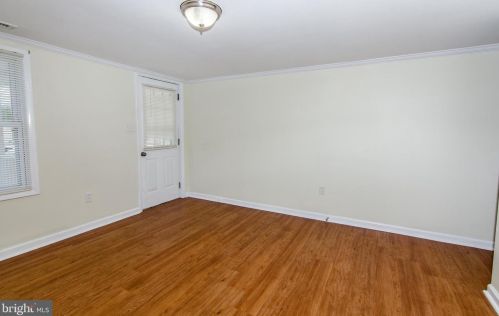 810 Grove St, Delmar, DE 19940-1307