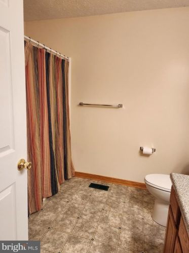 8736 Kentucky Springs Rd, Mineral VA  23117-4684 exterior