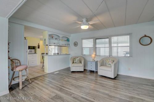 925 Hawthorn Cir, Sebastian FL  32976-7500 exterior