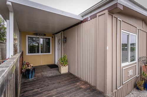 101 Creekside Dr, Princeton By The Sea, CA 94019-2347