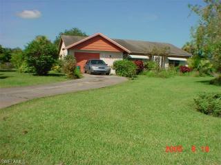 4068 Edgewater Cir, Labelle, FL 33935-5405