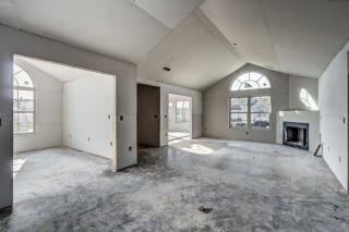 9027 Royal Oak Ln, Hamilton, KY 41091-8809