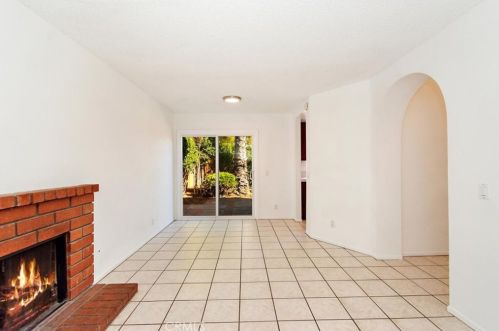 31236 Puas Dr, Temecula CA  92592-5714 exterior