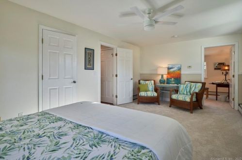 225 Prospect Hill Rd, Groton CT  06340-5543 exterior