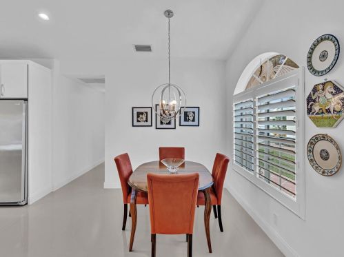 6090 Lake Hibiscus Dr, Delray Beach FL  33484-4617 exterior
