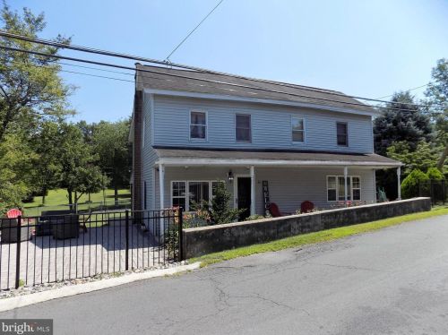 66 High Rd, Primrose, PA 17901-8942