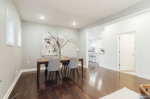 38 Walnut St, Little Falls NJ  07424-1402 exterior