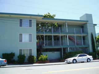 5248 Claremont Ave, Oakland CA  94618-1081 exterior