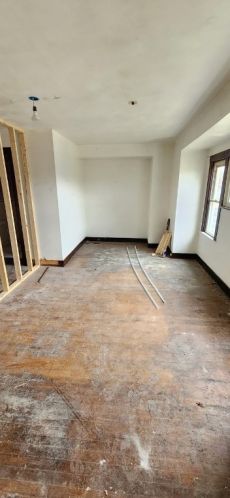 5725 Verona Rd, Verona PA  15147-3012 exterior