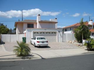 7384 Chapman Pl, Santa Barbara, CA 93117-2827