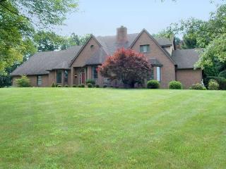 136 Wildwood Dr, Butler, PA 16002-3906
