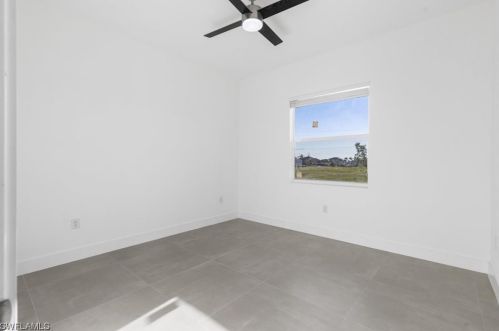 2918 25th St, Cape Coral, FL 33914-3803