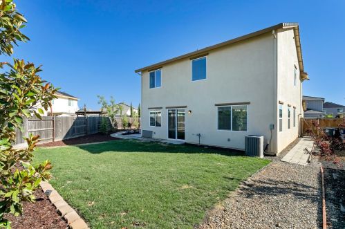 5031 Birch Valley Way, Rancho Cordova CA  95742 exterior