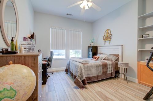 118 Little Johns Creek Dr, Valley Home CA  95361-4190 exterior