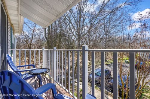 76 Players Cir, Tinton Falls NJ  07724-3805 exterior