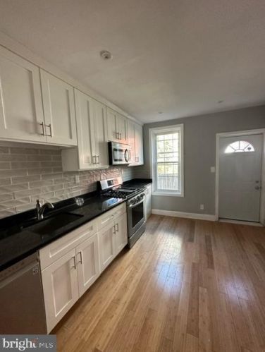 5321 Delancey St, Philadelphia PA  19143-1406 exterior