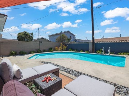 20809 Conradi Ave, Torrance CA  90502-1710 exterior