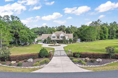 10690 104th Cir, Oxford, FL 34484-3908