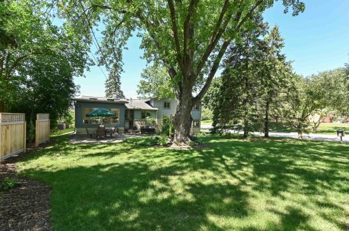 4144 Menomonee Riv Pkwy, Milwaukee WI 53222-1135 exterior