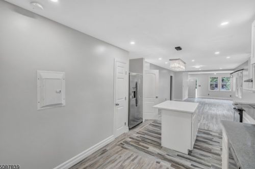 16 Dayton Cres, Bernardsville NJ  07924-2704 exterior