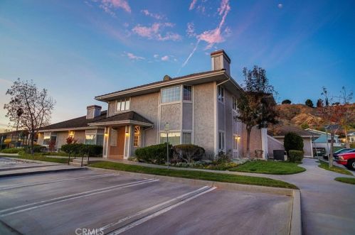 20055 Canyon View Dr, Santa Clarita CA  91351-5724 exterior