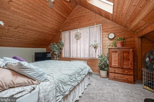 318 White Birch Dr, Riverton NJ  08077-4396 exterior