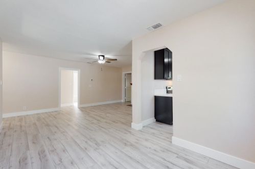 16 Midway Dr, Oroville CA  95966-3656 exterior