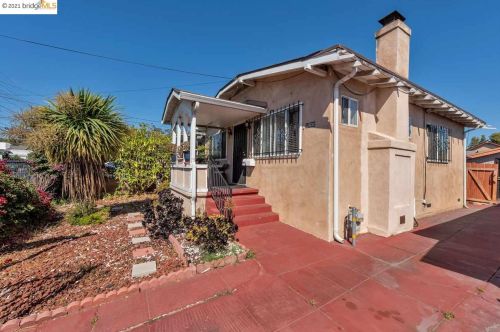 1900 64th Ave, Oakland, CA 94621-3844