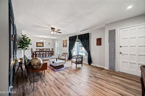 13229 8th Ave, Phoenix AZ  85029-1808 exterior