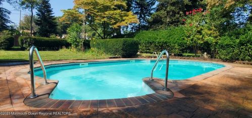 25 Schanck St, East Freehold NJ  07728-1844 exterior