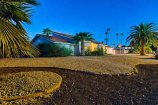 18422 78th Dr, Glendale, AZ 85308-8219