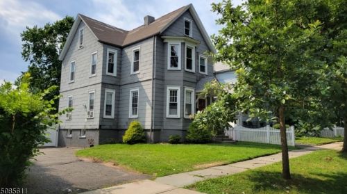 118 Bergen Ave, Ridgefield Park, NJ 07660-1522