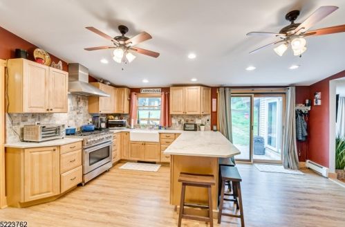 100 Mitchell Rd, Oxford NJ  07863-3344 exterior