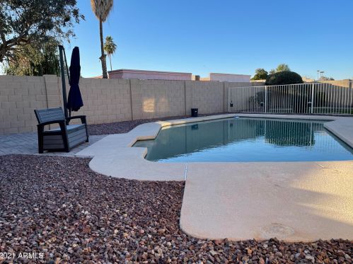 760 Meadows Dr, Chandler AZ 85224-8662 exterior