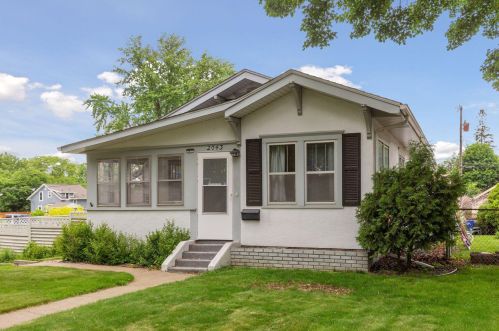 2043 Cottage Ave, Saint Paul, MN 55119-3215