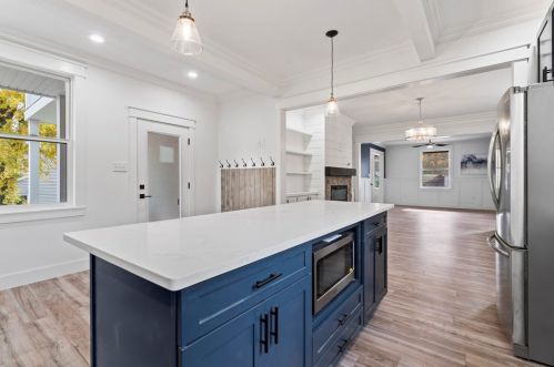 425 Blaine Ave, Canonsburg PA  15317-2107 exterior