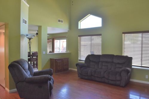 1025 Fallon Place Ct, Rio Linda CA  95673-2427 exterior