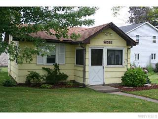 14395 Lakeshore Rd, Kent, NY 14477-9634